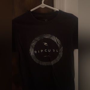 Ripcurl black tee